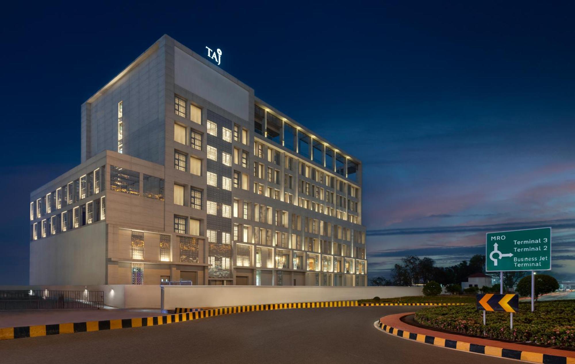 Hotel Taj Cochin International Airport, Kerala Kochi Zewnętrze zdjęcie